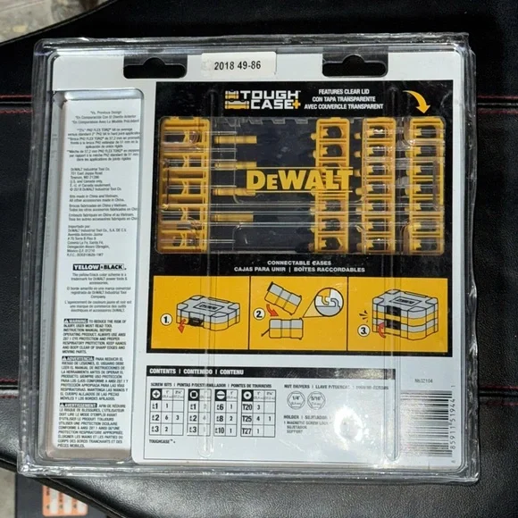 DeWalt Screwdriver Bit Set - 35 pcs. - Picture 2 of 3
